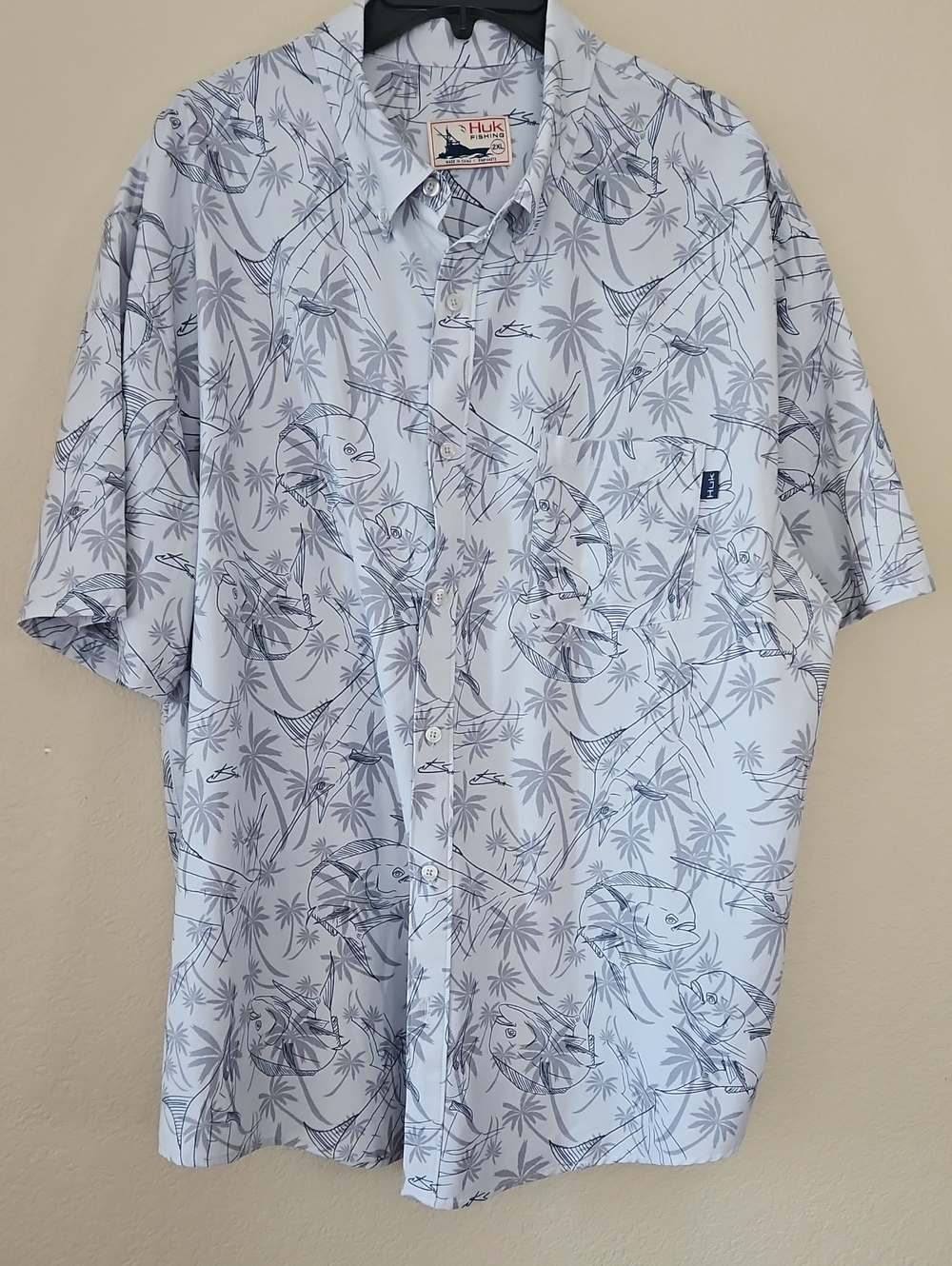 Huk Short Sleeve Button-Down Shirt XXL